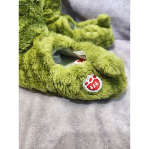Build a Bear Dinosaur Slippers Child Size M 12/13 Furry Slip On Green T-rex EUC - Picture 3 of 7